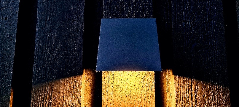 El & kraftteknik din elektriker Sölvesborg/Bromölla. El och kraftteknik Blekinge utför det mesta inom elinstallation t.ex. belysning, byte elcentral, jordfelsbrytare, nya eluttag och brytare mm.